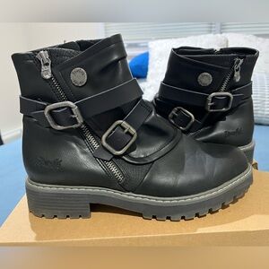 Blowfish Malibu Women’s Classic Black Ankle Boots